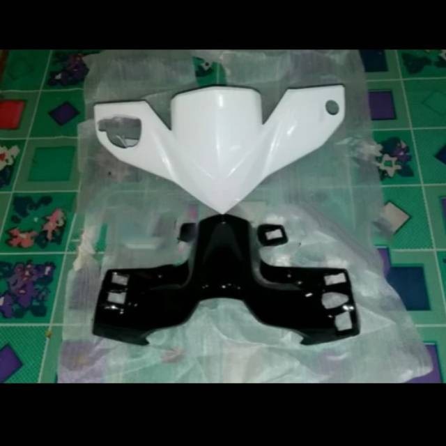 batok kepala VARIO TECHNO 110 CBS PUTIH