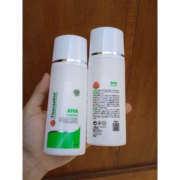 Aha cleanser theraskin