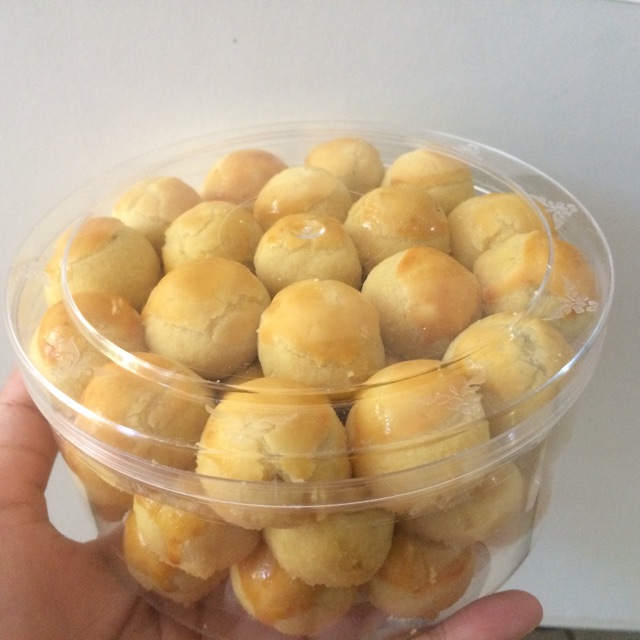 

Kue Lebaran (Nastar/Sagu Keju/Putri Salju/Kastangel) Paling Laris