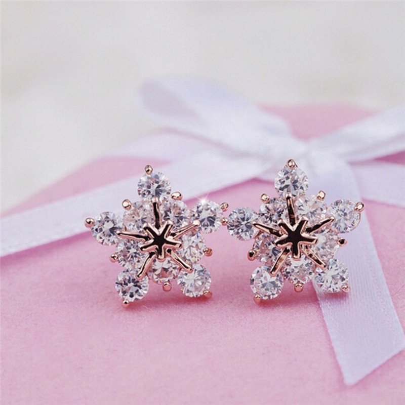 Anting Tusuk Motif Bintang / Snowflake Hias Kristal Imitasi Untuk Wanita