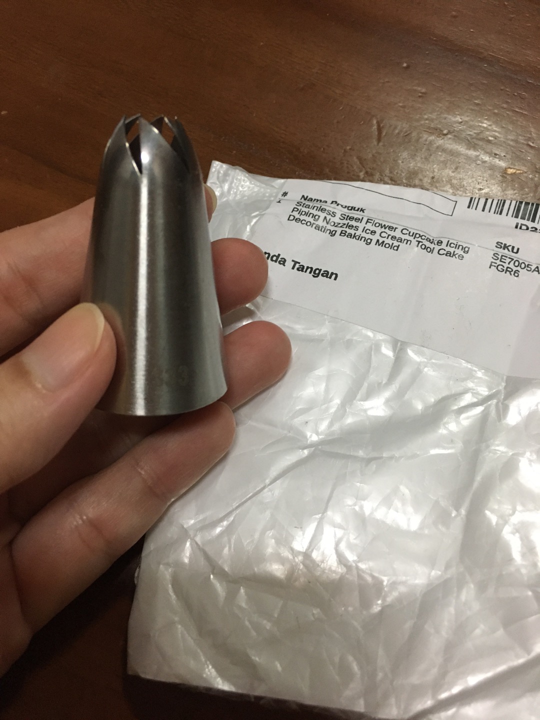 Stainless Steel Flower Cupcake Icing Piping Nozzles Ice Cream Tool Cake Decorating Baking Mold