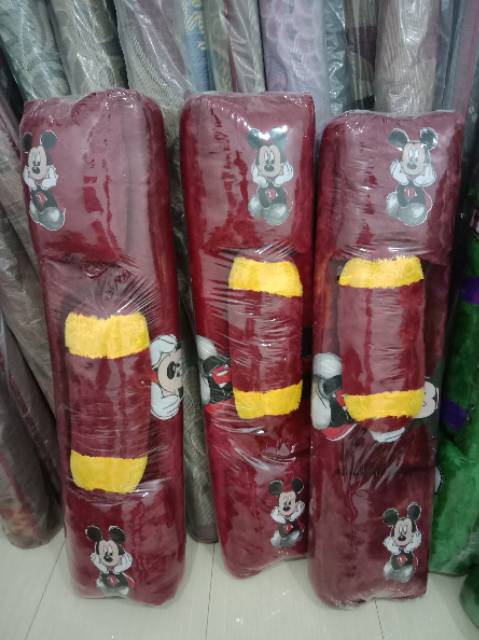 Surpet Motif Karakter Ukuran 130x160 cm Bahan Bulu Halus Kualitas Premium