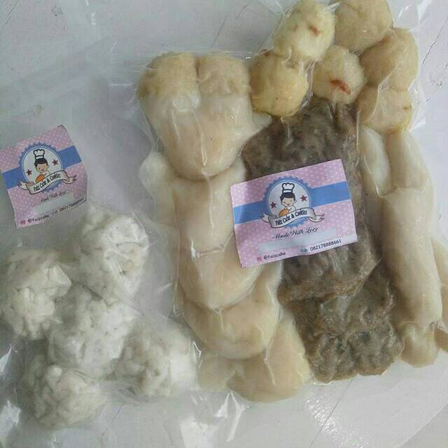 

Pempek ikan gabus