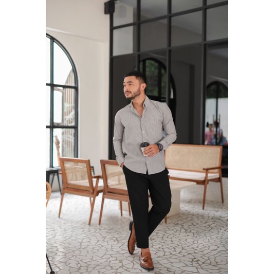 Mubeng - Kemeja Panjang Royal Oxford Light Grey Stripe