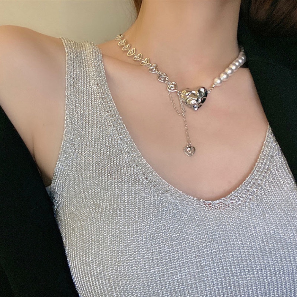 Love Pearl Stitching Necklaces Female Summer Necklace Female Hip Hop Clavicle Chain Summer Cold Wind