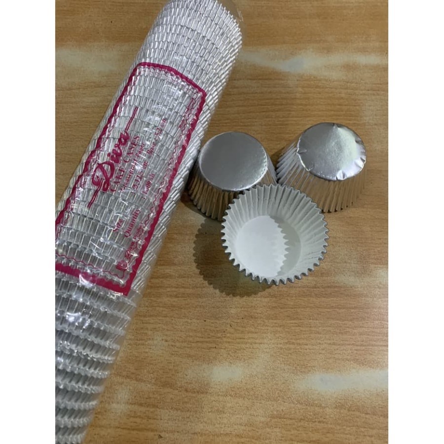 Case Diva 125/52 Silver 1 roll 1000 pc / kertas muffin cupcake cup muffin cupcake