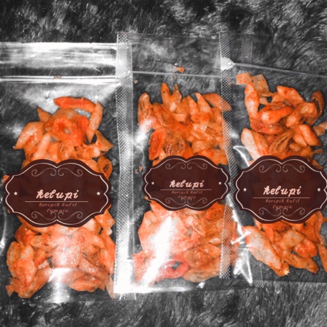 

kelupi(kerupuk lumpia pedas)//jajanan murah//makanan murah