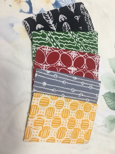 Masker Batik Model Baru Mj 1 Headloop (per Pack Isi 5 Pcs)