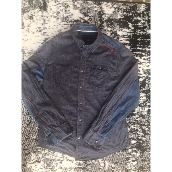 Kemeja guess second