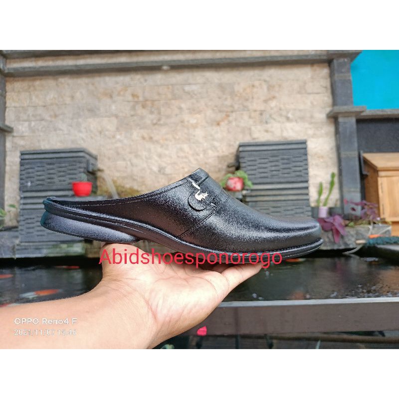 Sepatu sandal pria kulit asli hitam sendal slop sepatu