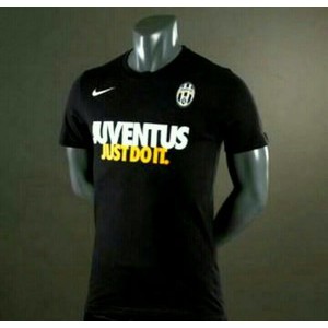KAOS DISTRO TSHIRT NIKE JUVENTUS DESIGN T SHIRT OBLONG PRIA KEREN