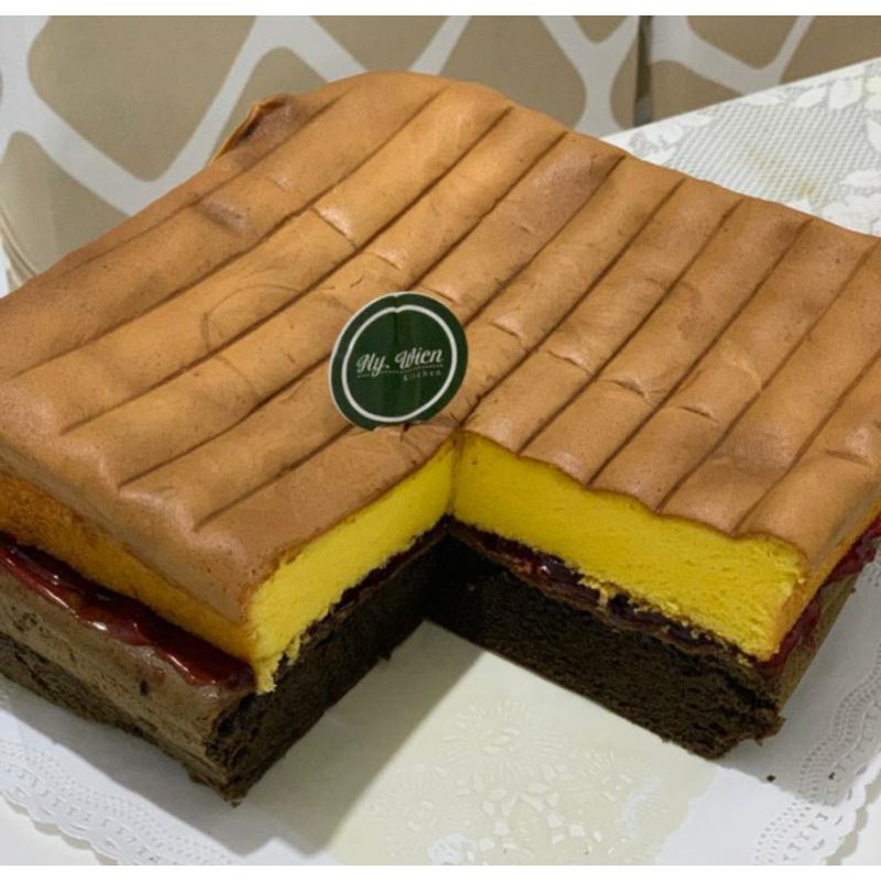 

Lapis Surabaya 2layer /Lapis Malang Ny. Wien