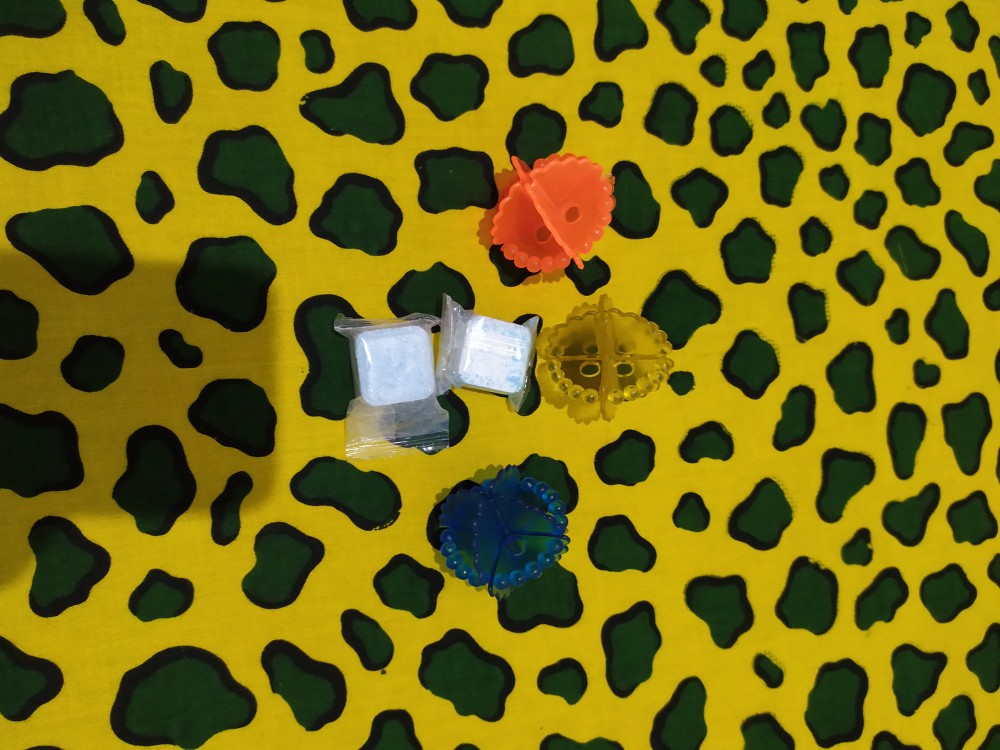 Bola Karet Pencuci Baju Mesin Cuci / Laundry Ball Bal Bola Mesin Cuci