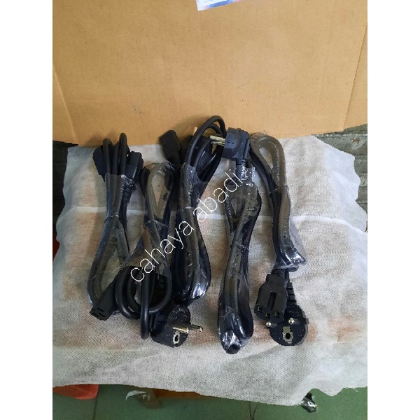 kabel power korg PA 1000 kualitas top/ keyboard Roland RD 700SX/kabel  adaptor Leptop