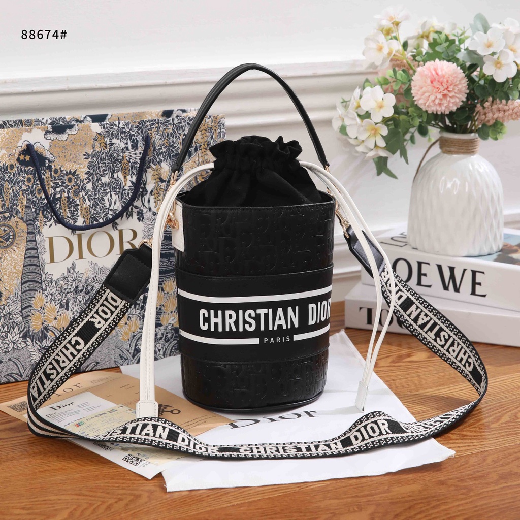 CD Small Vibe Bucket Bag 88674