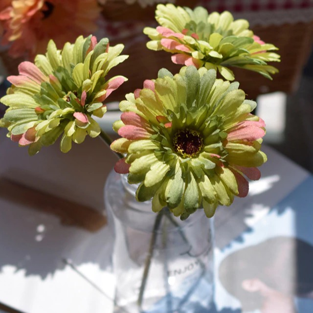 Bunga DAISY Artificial Flower - Dekorasi Pesta Bunga Plastik  - Tanaman Palsu Properti Foto Produk-1