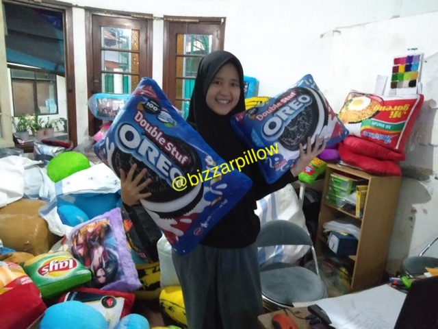 Bizzarpillow Bantal Snack Jumbo Size L BZ010