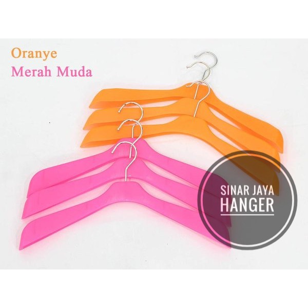 Hanger 181 oren / per pcs/ / Pakaian