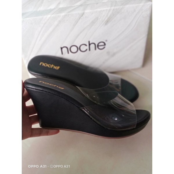 Sandal Wanita Noche