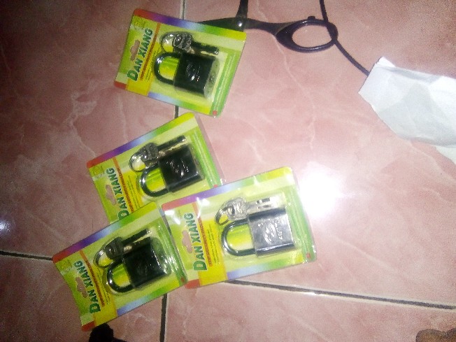 Gembok 40 Mm Pintu Pagar Rumah Kamar Toko Gerbang 40mm Leher Pendek Serba Guna Serbaguna