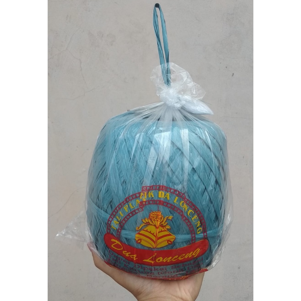 

Tali Rafia Cap Lonceng Varian Warna