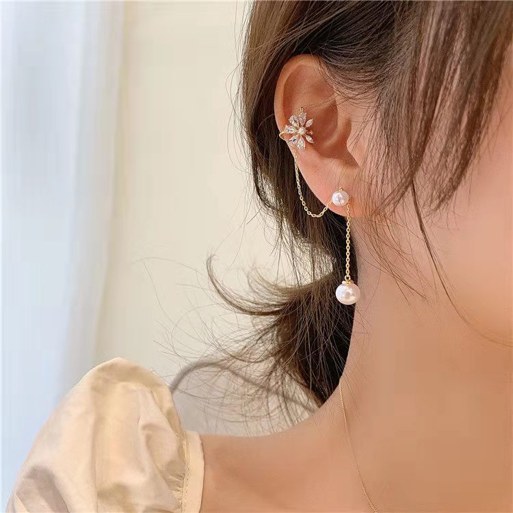 (Hello Girl)E38 Anting Wanita Anting Tusuk Earcuff Import