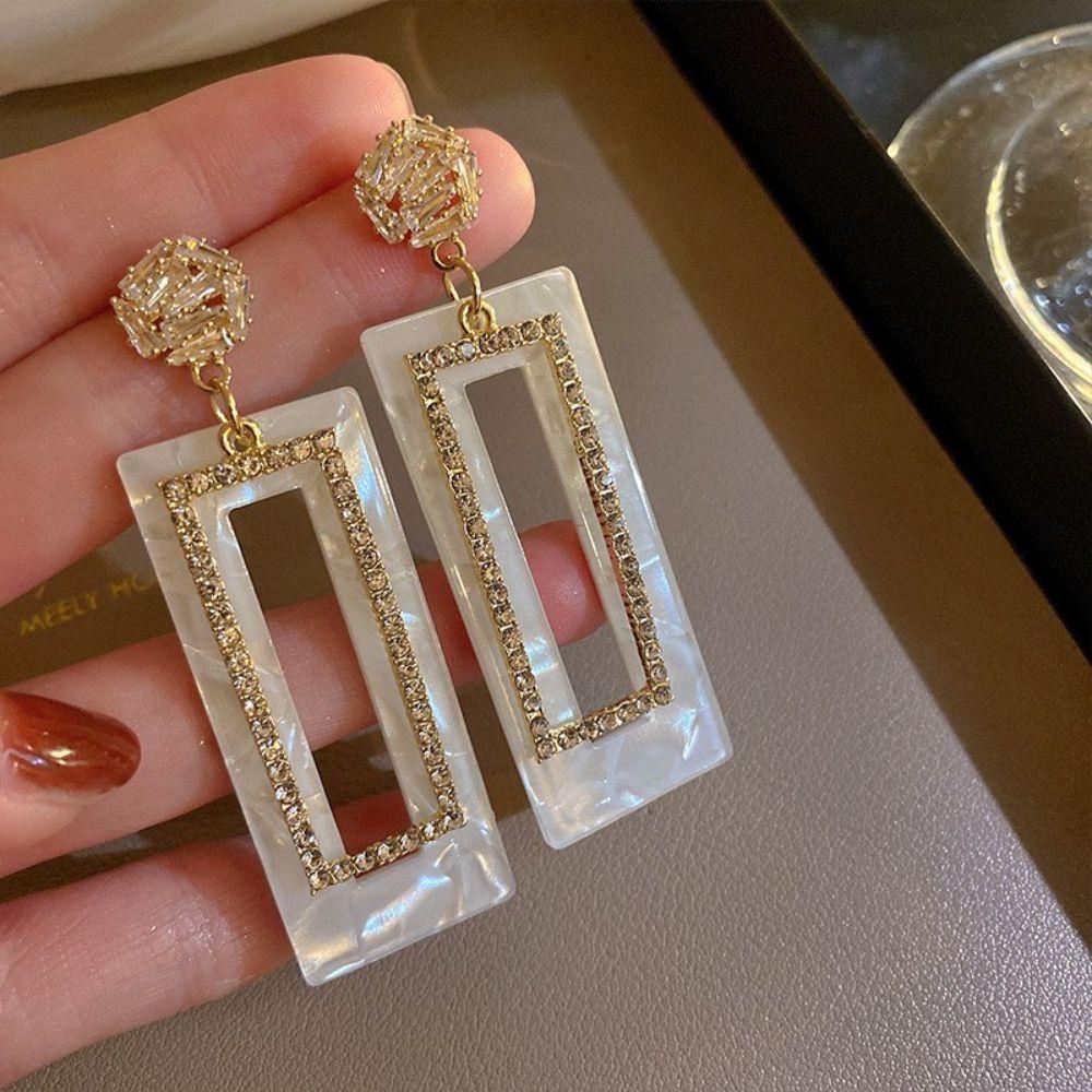 Mxbeauty Anting Persegi Panjang Geometris Desain Rasa Temperamen Fashion Cocok Liontin Earring Perhiasan Telinga Gaya Korea Ear Studs