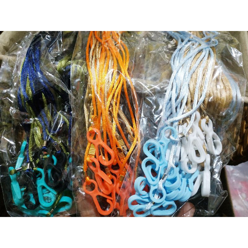 MS03  Tali Masker premium Pengait Plastik/Peniti