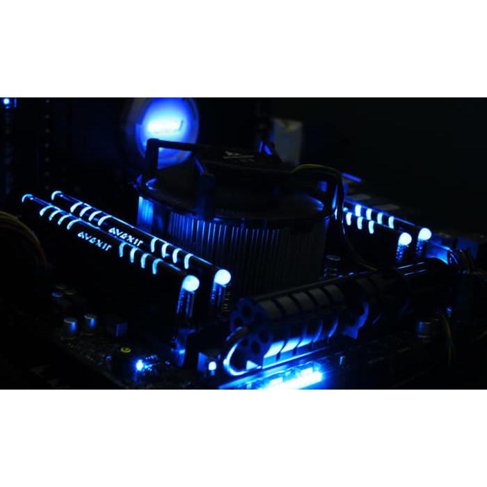Avexir DDR4 Core PC19200 8GB (2x4GB) Blue / Red / White
