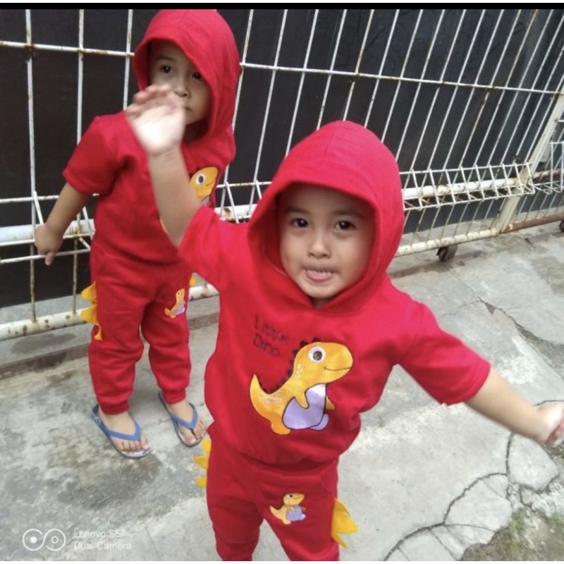 STELAN ANAK DINO HODDIE PILIH WARNA TERLARIS