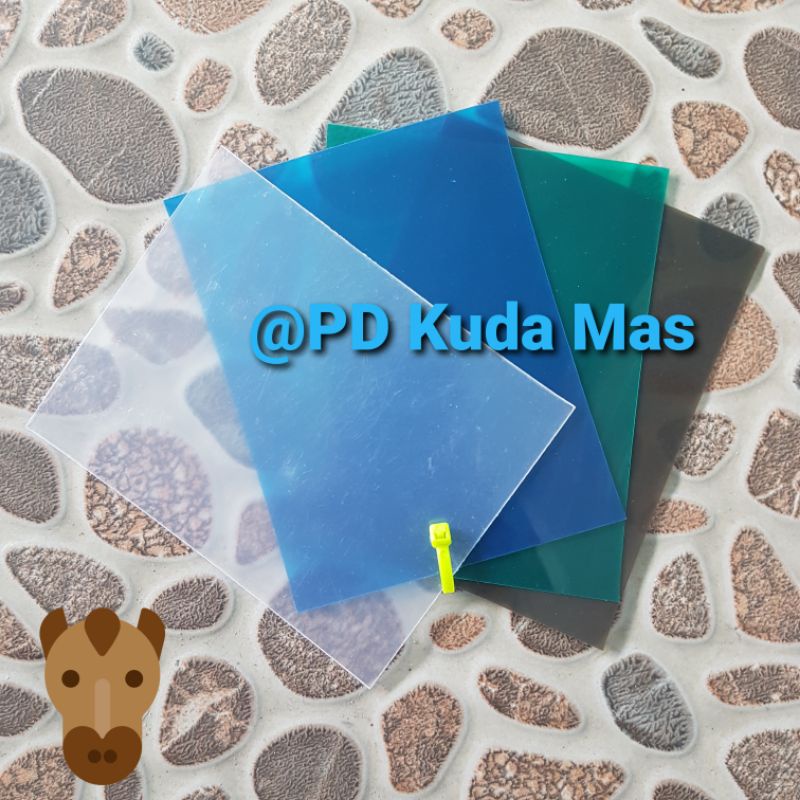 Plastik / Fiber Pagar 0,6 mm Lebar 1 meter Polos (1 meter)