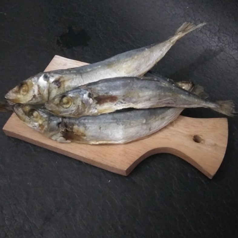 

Ikan asin Japu Layang per 250 gram