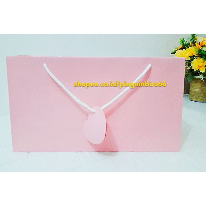 

PINK GOODIEBAG SPECIAL VALENTINE JUMBO XL ( 37 x 11 x 21 cm )