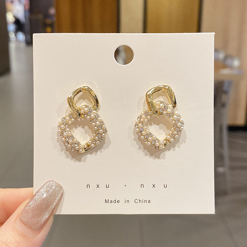 2021 Hadiah Aksesoris Anting Wanita Cantik Korea-9