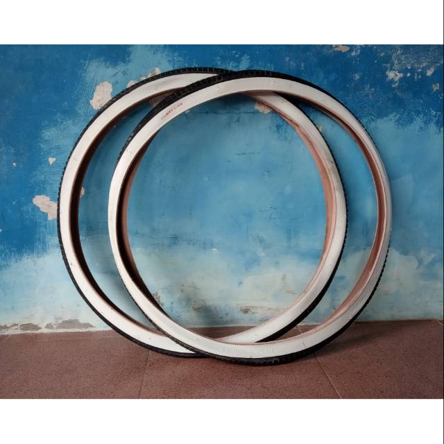 BAN LUAR SEPEDA 26 x 1 3/8 BAN LUAR SEPEDA JENGKI - BAN LUAR SEPEDA ONTHEL - BAN LUAR 26 x 1 3/8 - B