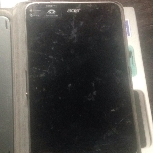 Acer Iconia W4