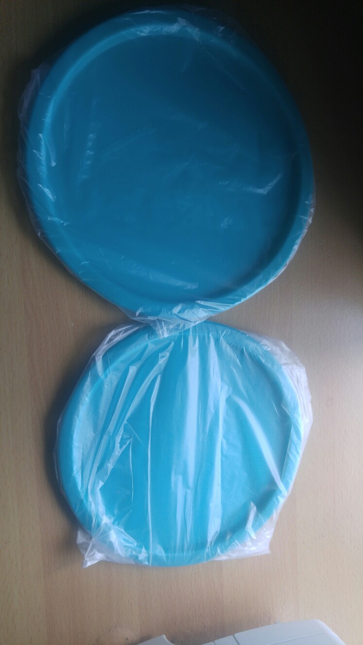 Seal Mosaic Canister