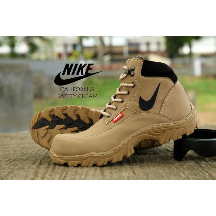 sepatu safety nike