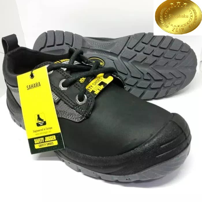 black safety shoes
