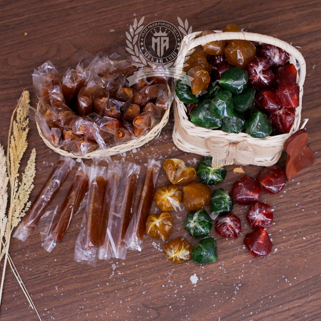 

Aneka Dodol Buah Buahan/ dodol sirsak asli 1 kilo