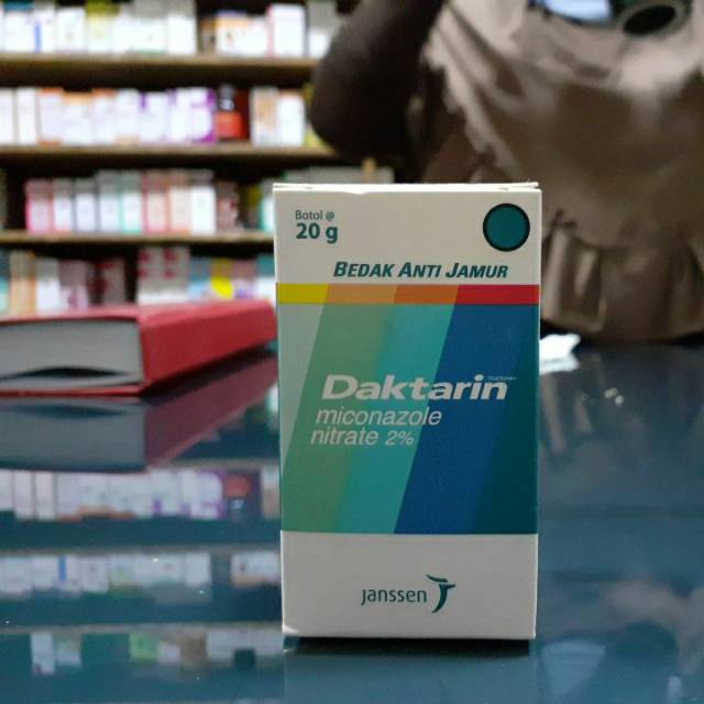 Daktarin bedak anti jamur