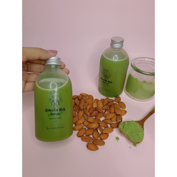 

Almond Milk Matcha - Non-DairyMilk - Homemade by KUMSEO