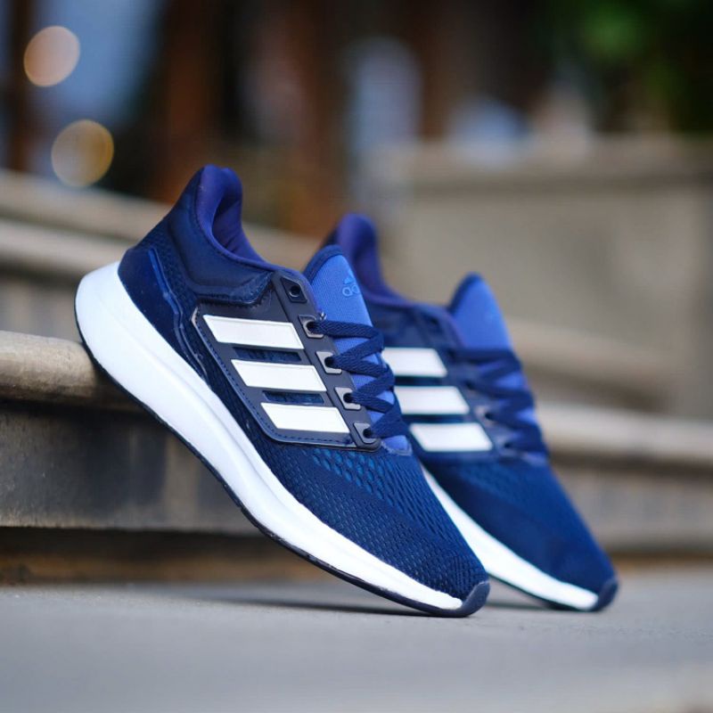 Adidas EQ21 Run