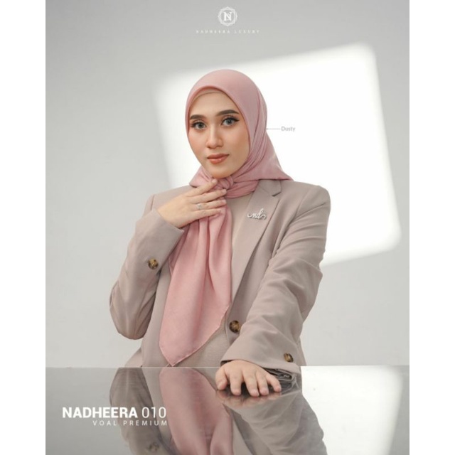 Nadheera N010 Jilbab Segi Empat