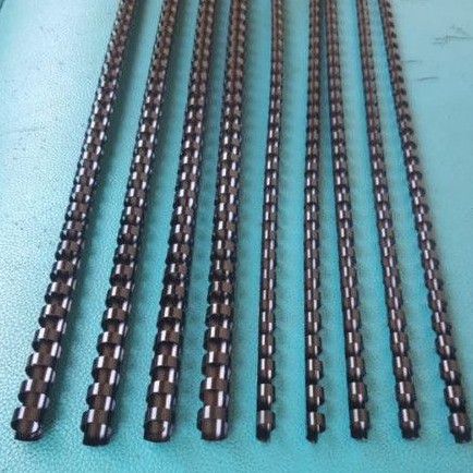 

Ring Jilid Plastik 3/8" 84 Lubang 10mm 65 lembar HVS 70gram Ibicoms Plastic Ring Binding Ibico