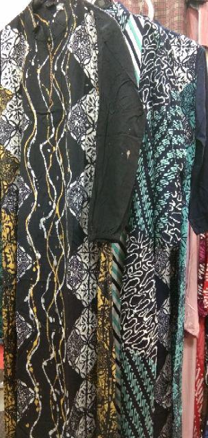 Gamis Batik Eksklusif Abstrak