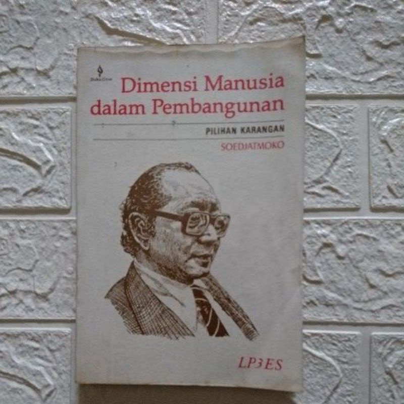 manusia dalam pembangunan - soedjatmoko