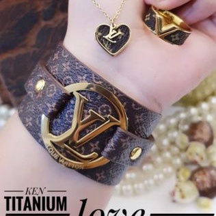 TiTanium set perhiasan wanita AW12