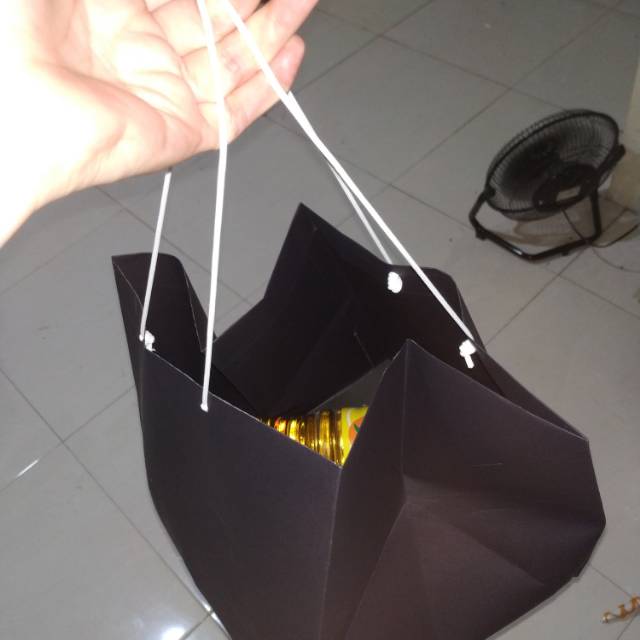 

Paperbag hitam 27x27x27