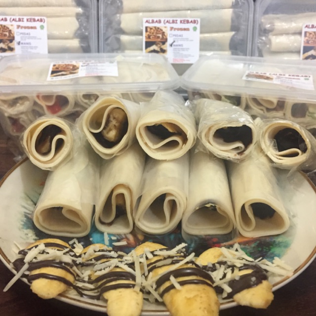 

KEBAB FROZEN MANIS ENAK ISI 10 pcs/BOX